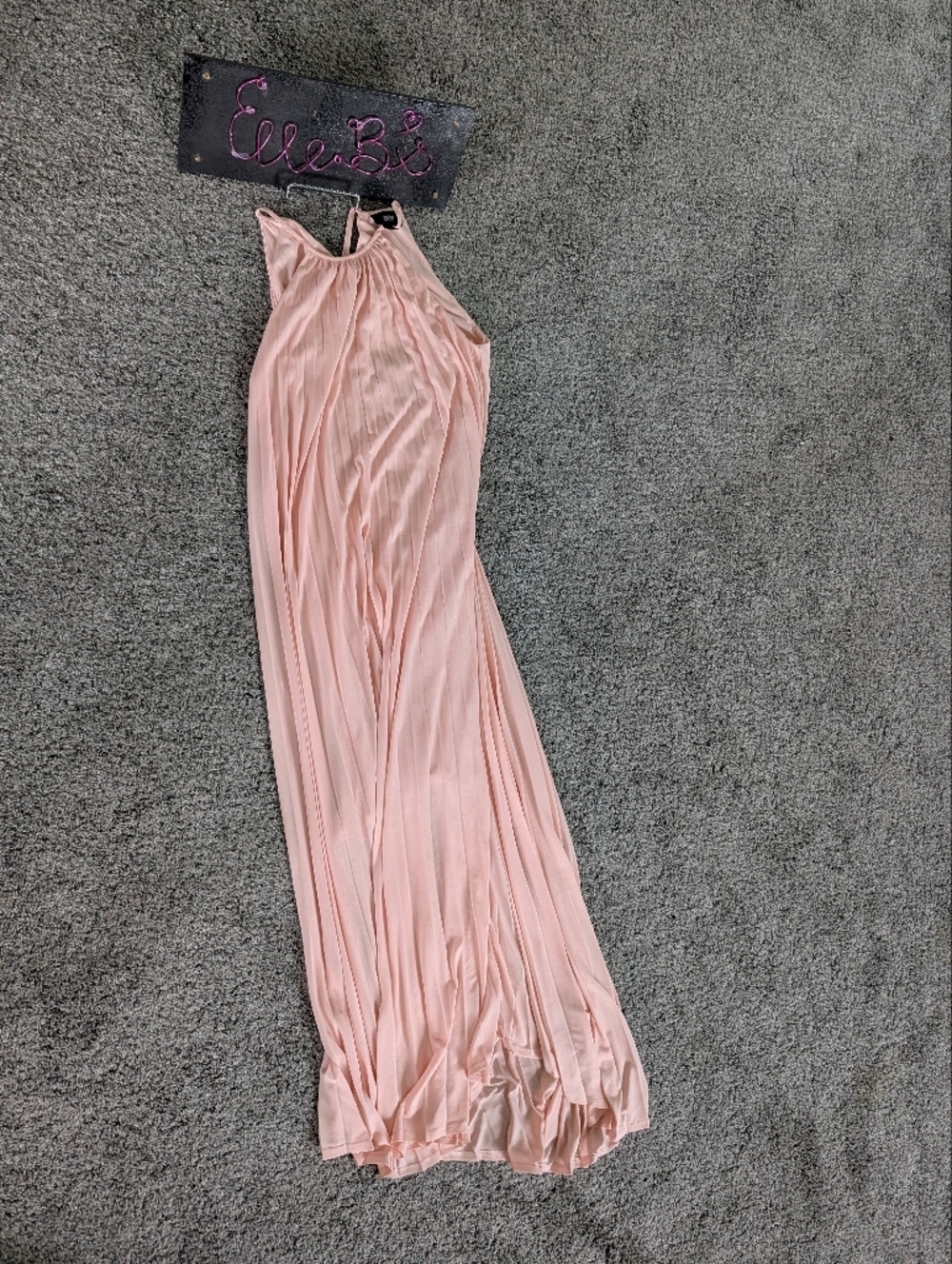 EUC Massimo Pleated soft blush Dress Xs